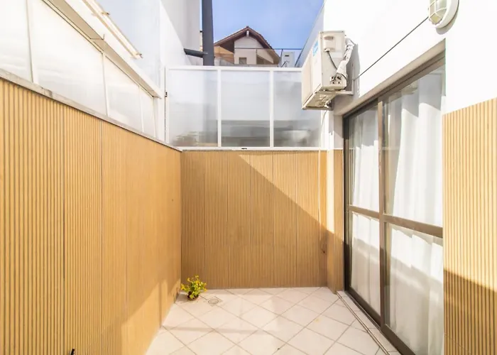 Moderno Com Terraço à 4km Do Consulado *