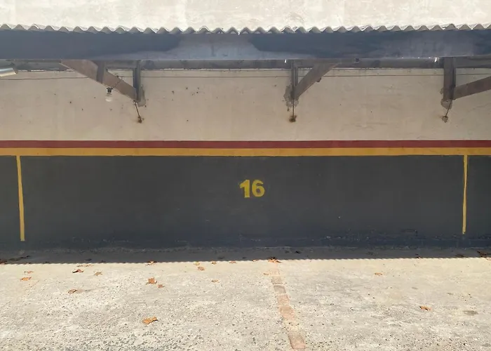 Moderno Com Terraço à 4km Do Consulado *